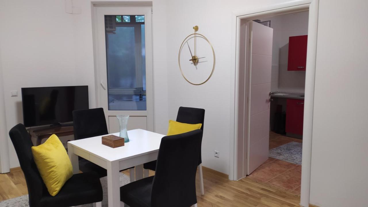 Apartment Sara Centar SJJ Buitenkant foto