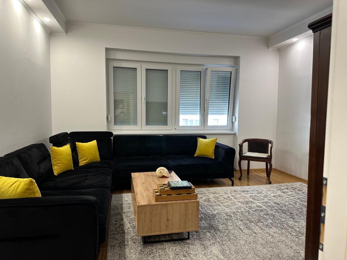 Apartment Sara Centar SJJ Buitenkant foto
